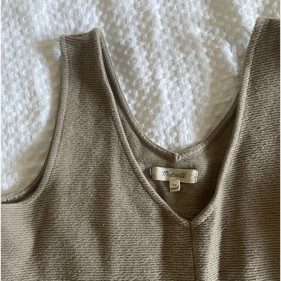 Tank top - Picture 2 of 2